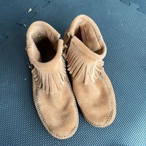 Minnetonka bootie